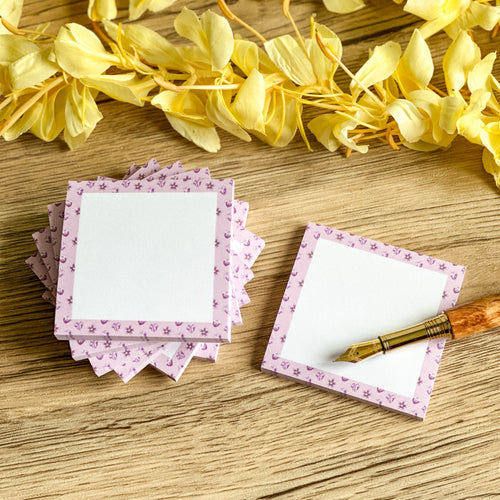 Pua Kalaunu / Crown Flower - Sticky Note