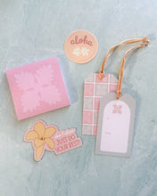 Load image into Gallery viewer, Hawaiian Quilt - Gift Tags (Set of 5)